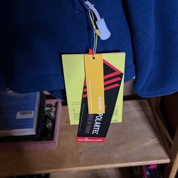 NWT In Motion Blue Fleece Large - Picture 2 of 4